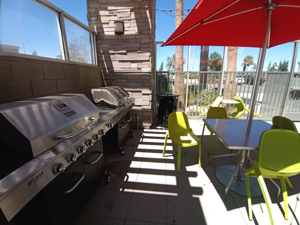 Home2 Suites By Hilton Palmdale Buitenkant foto